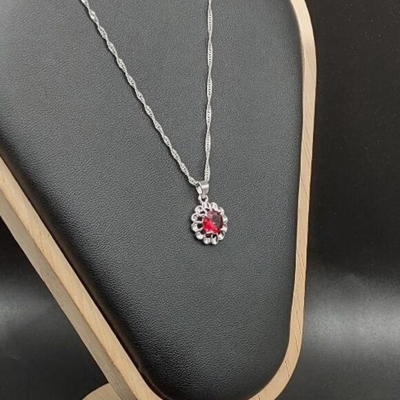 925 Silver Red Flower necklace Lab Ruby Summer BOHO Birthday VTG Fashion Gift - Picture 1 of 6